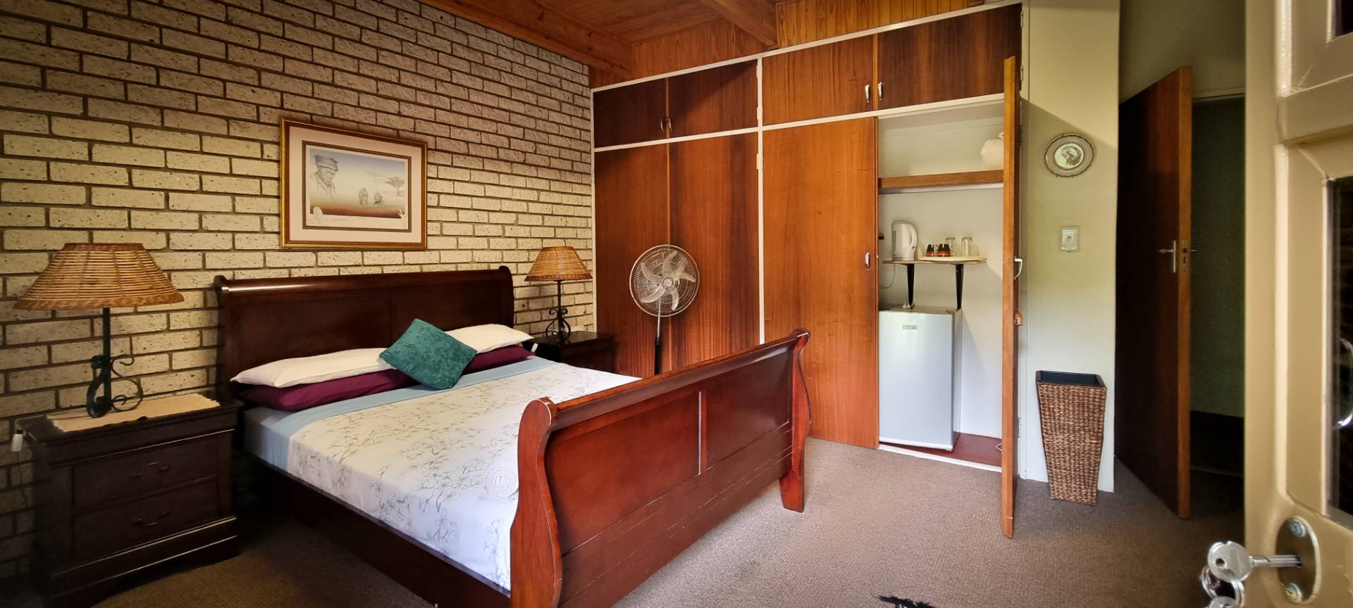 To Let 7 Bedroom Property for Rent in Broederstroom North West